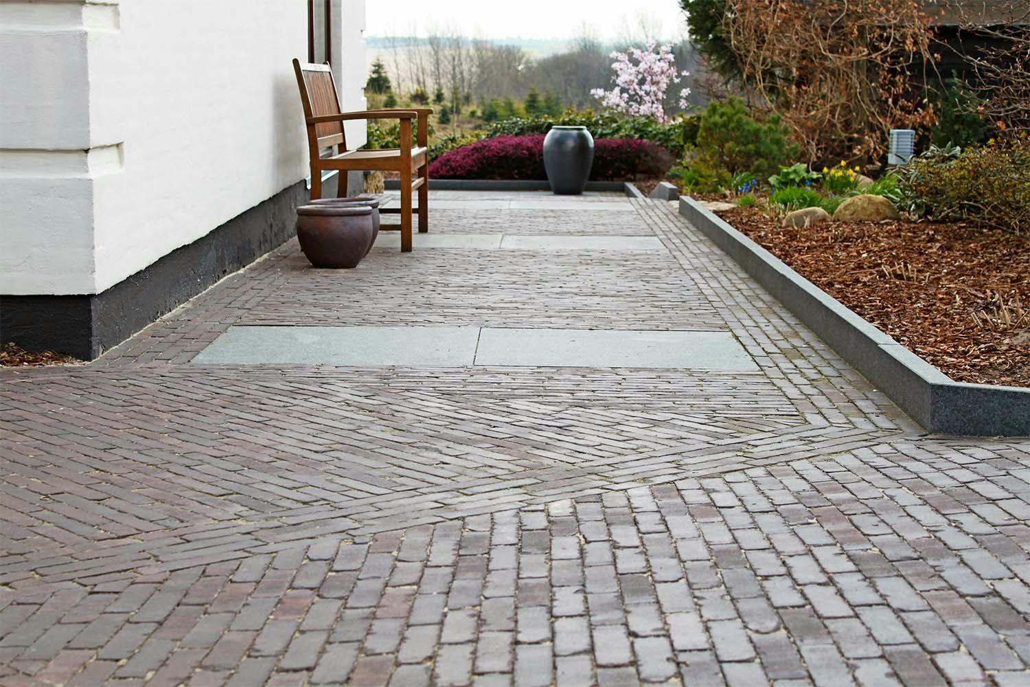 Sten og fliser til din belægning Find de rigtige sten og fliser til din belægning